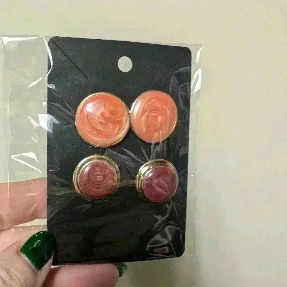 Two pairs vintage 80s earrings burnt orange and red